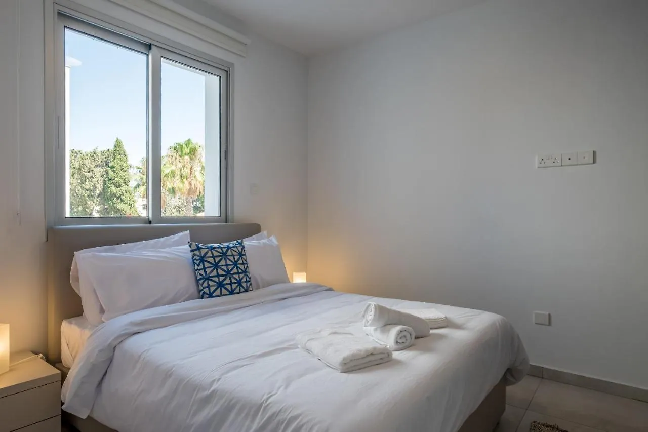 Solaar Apartments Faneromeni contacts